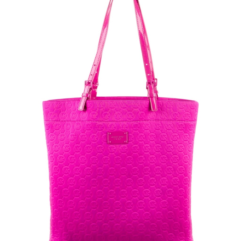 Michael Kors
Patent-Leather Trimmed Neoprene Tote